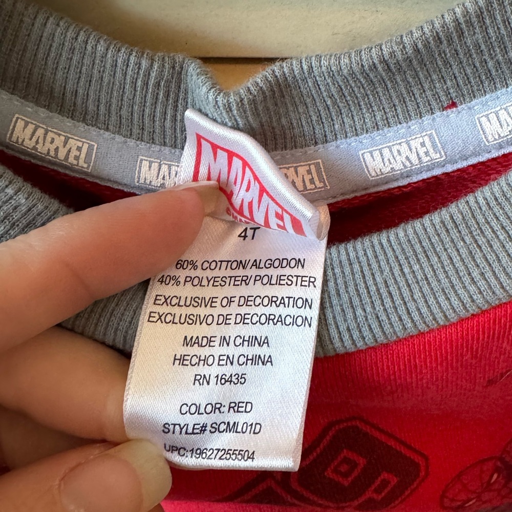 Marvel Red and Gray Spider-Man Kids Pullover Size 4T - Picture 5 of 7